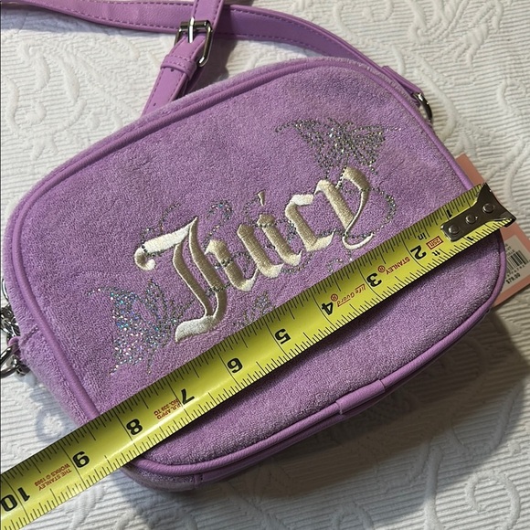Juicy Couture Lavender Crossbody Bag. NWT. Wingin It Camera bag. - Picture 3 of 12